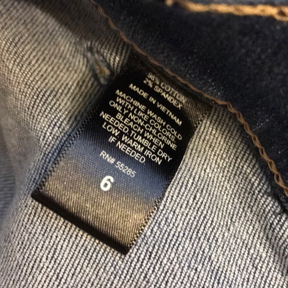 Express jean shorts - Picture 3 of 4